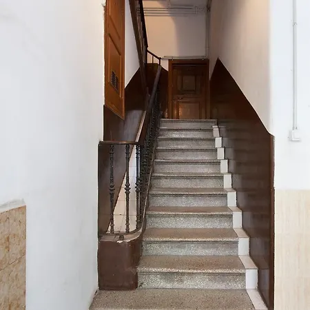 Bright Viladomat Apartment Barcelona