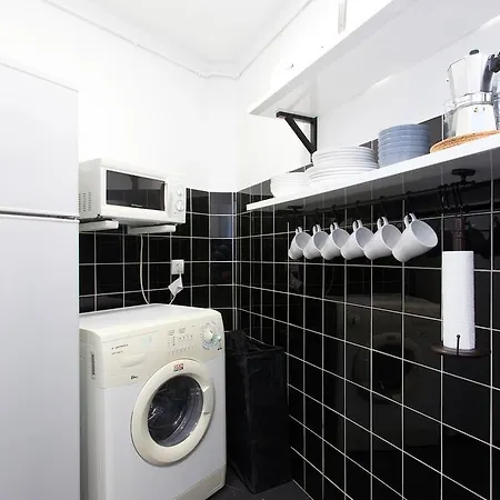 Bright Viladomat Apartment *
