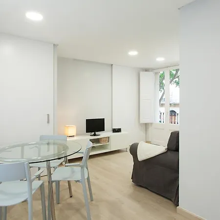 Bright Viladomat Barcelona