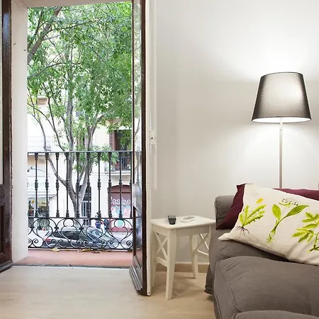 Bright Viladomat Barcelona